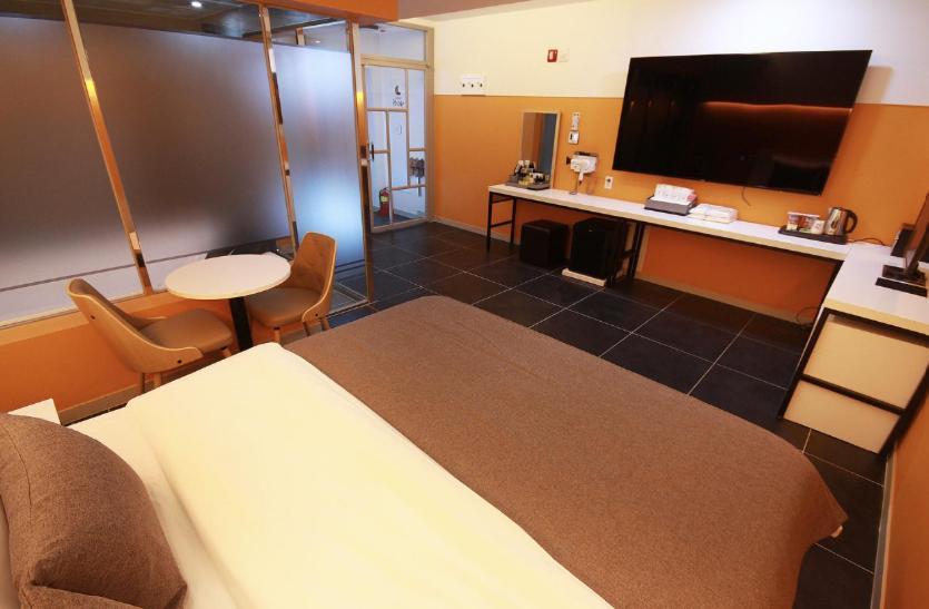 Jade Hotel Ilsan Ni Extérieur photo