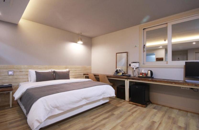 Jade Hotel Ilsan Ni Chambre photo